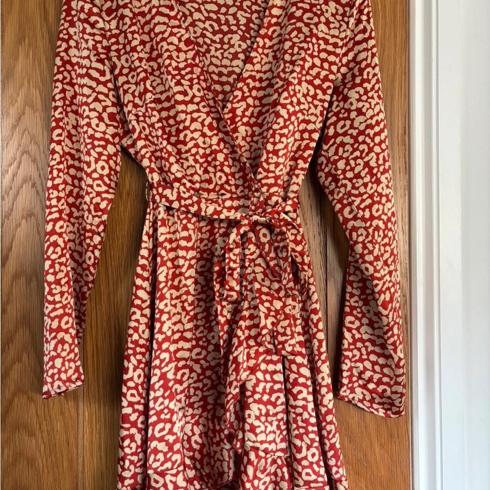 Missguided Red and Cream Long Sleeve Dress